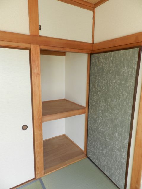 Receipt. There is also a storage!