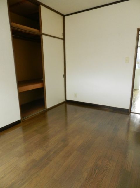 Living and room. There are large storage