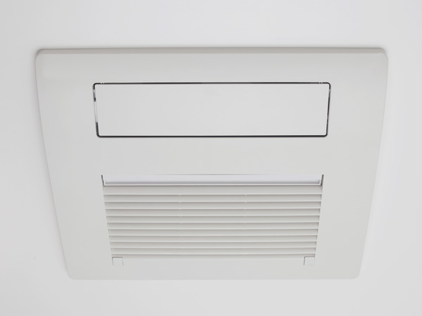 Bathing-wash room.  [Bathroom heating dryer] Ventilation in the bathroom ・ Other dry, heating ・ Also features a cool breeze function. Warm in winter, Summer can cool bath, Comfortable. Also, Also available in the laundry drying in the rain.