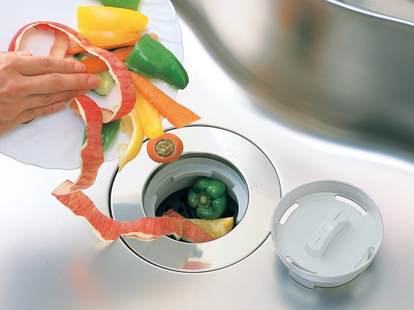 Kitchen.  [disposer] Crushing the garbage at the time of cooking, Disposer which can be passed along with the kitchen waste water. Since the garbage can each time processing, The kitchen is always hygienic.