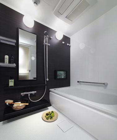 Bathing-wash room.  [bathroom] Induction was engraved on the floor surface pattern is the flow of water. To achieve a reliable drainage that break the surface tension of water, And to easy state to dry the floor.