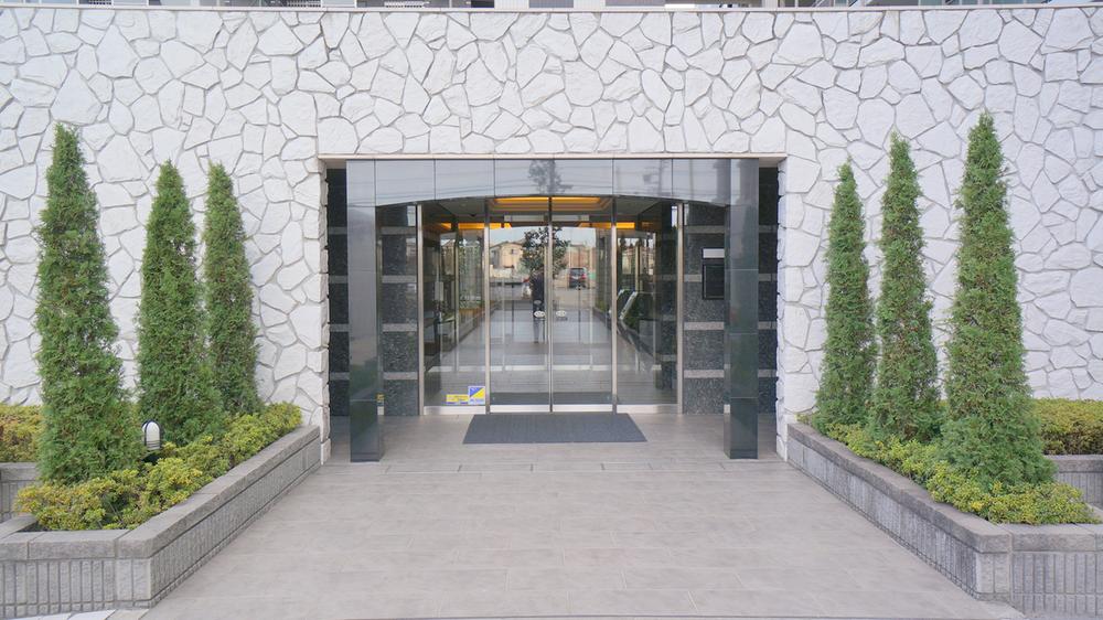 Entrance. appearance Because in residence, Preview hope of customers, please feel free to contact us at our shop.