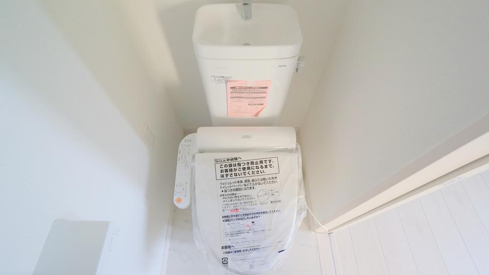 Same specifications photos (Other introspection). Toilet same specifications