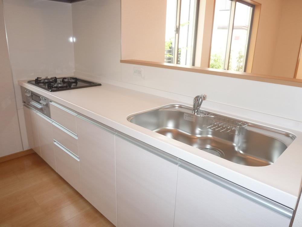 Same specifications photo (kitchen). Same specifications