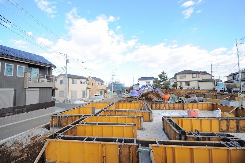 Local appearance photo. Local (12 May 2013) Shooting