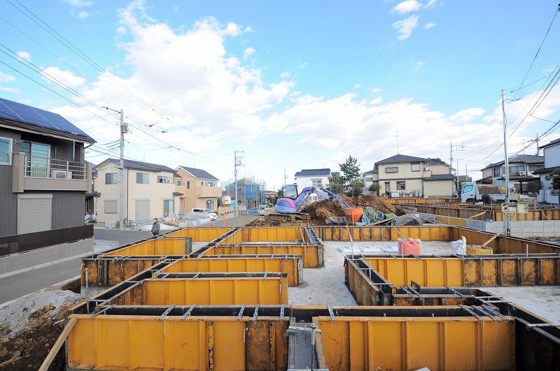 Local appearance photo. Local (12 May 2013) Shooting