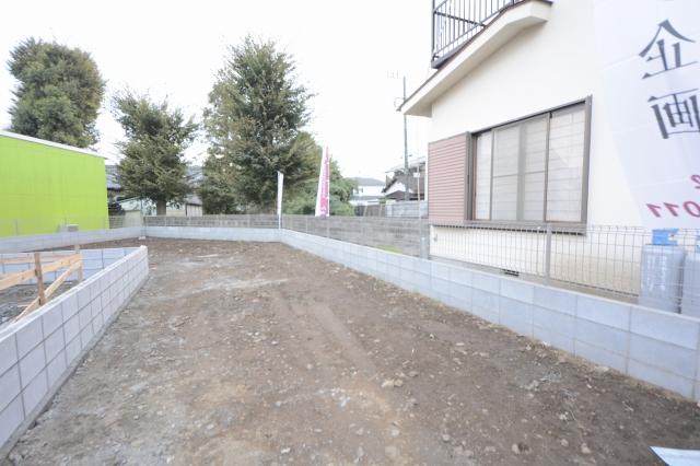 Local land photo. From the north direction