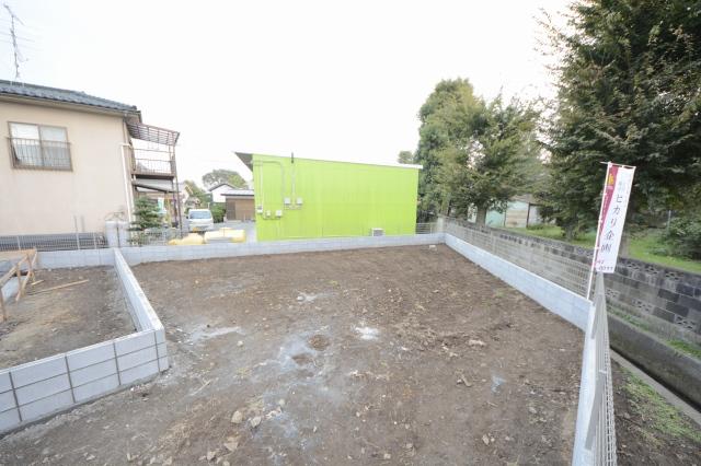 Local land photo. From the north direction