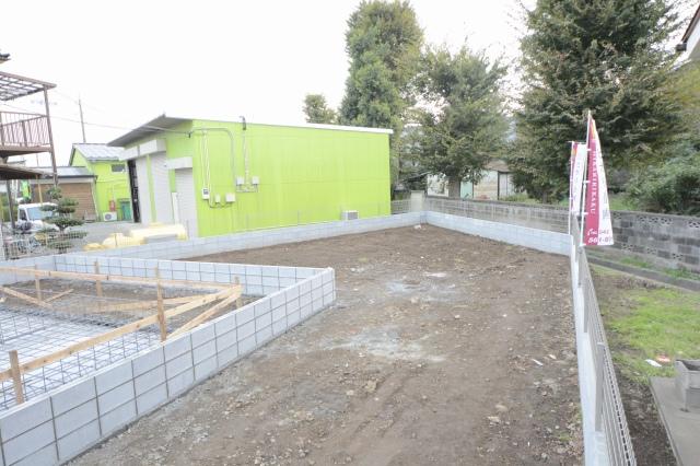 Local land photo. From the north direction