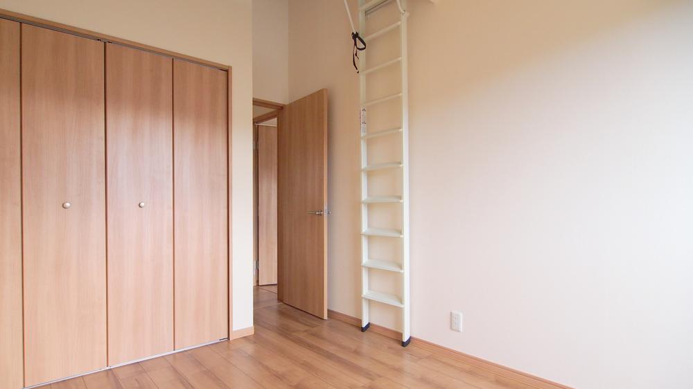 Same specifications photos (Other introspection). Example of construction