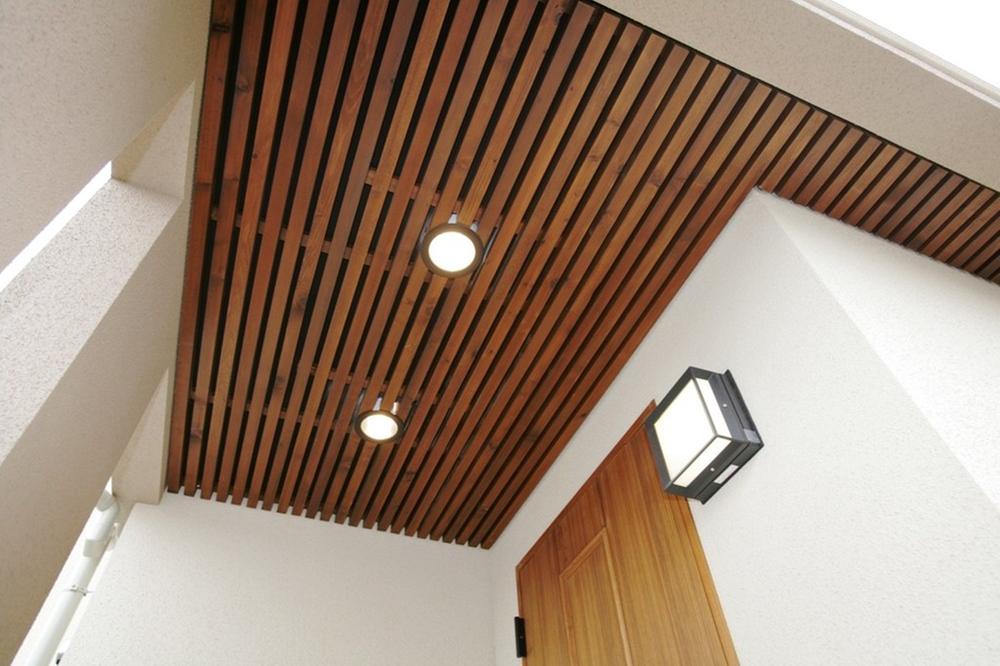 Receipt. Example of construction