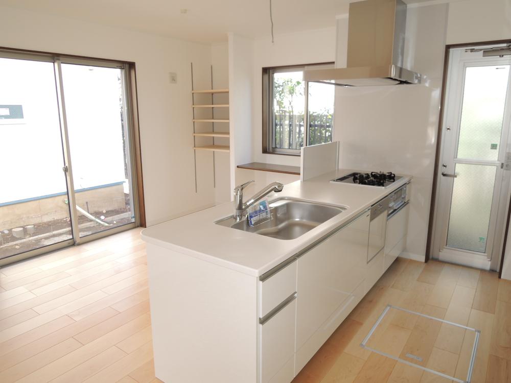 Same specifications photo (kitchen). Same specifications