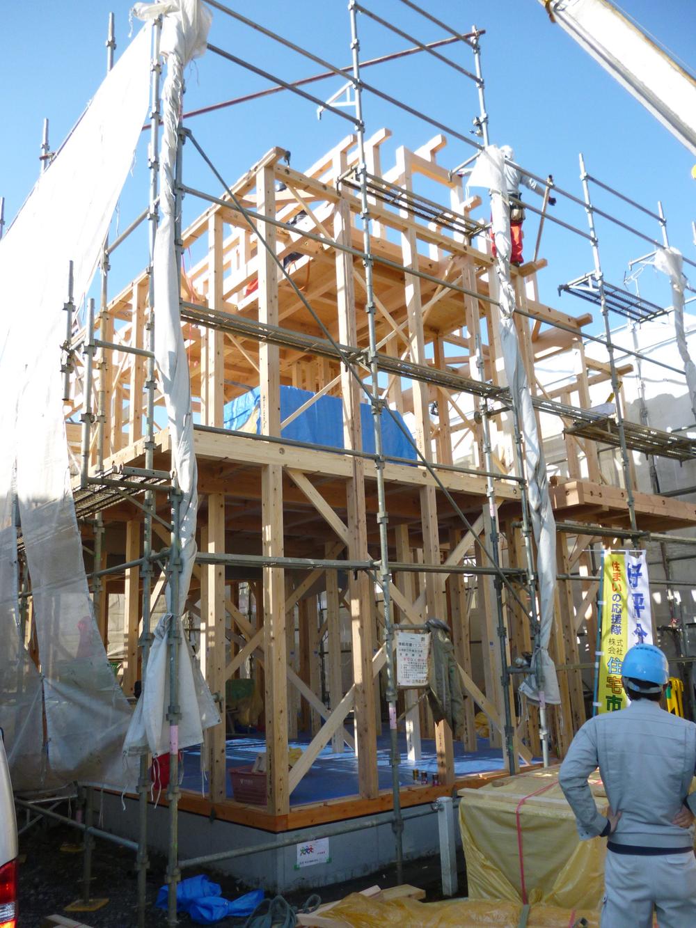 Local appearance photo. Local (December 6, 2013) Shooting