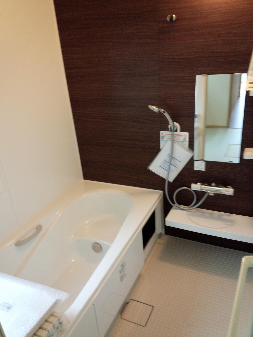 Bathroom. 1 Building