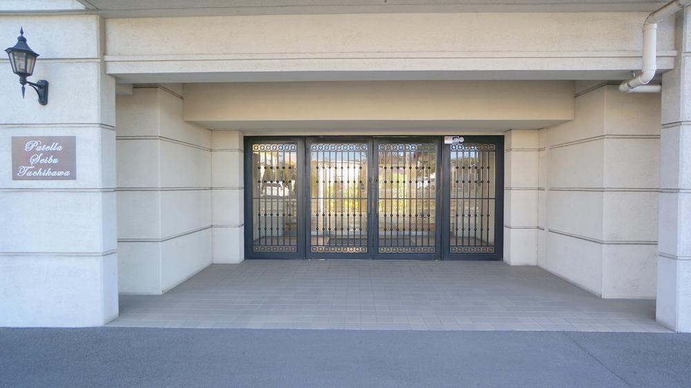 Entrance. Entrance before