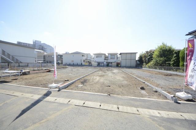 Local land photo. From the north