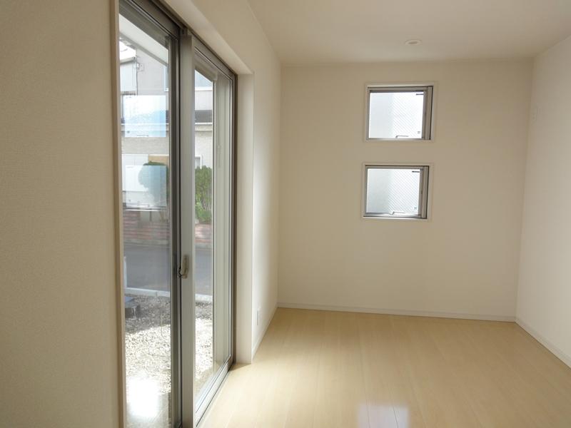 Non-living room. (December 2013) Shooting