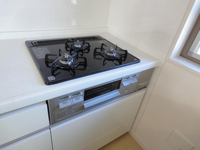 Kitchen. (December 2013) Shooting