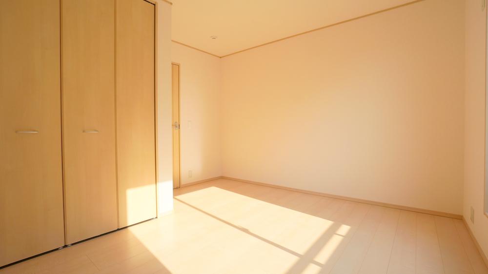 Other introspection. Western style room