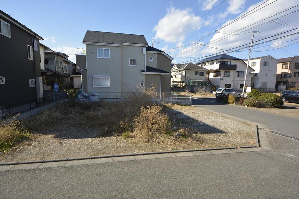 Local land photo. From the east Local (12 May 2013) Shooting