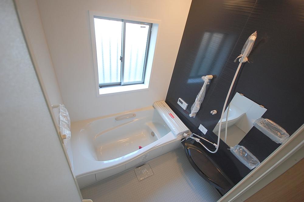 Same specifications photo (bathroom). Example of construction