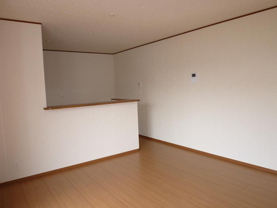 Same specifications photos (living). Same specifications