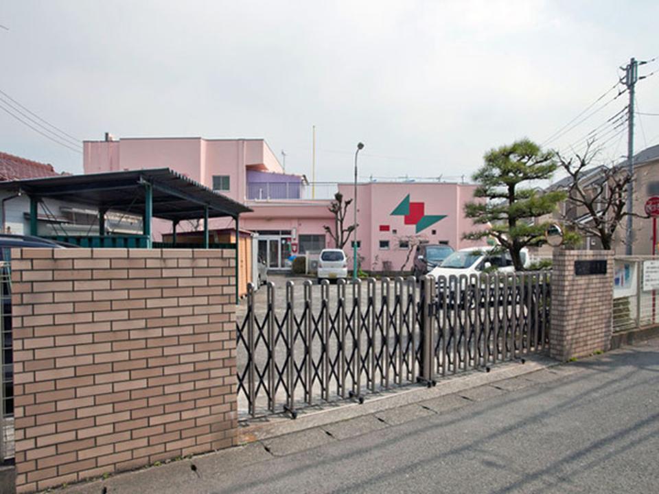 kindergarten ・ Nursery. Building blocks to nursery school 360m