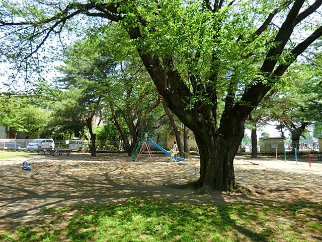 park. Until Kaminaritsuka park 850m