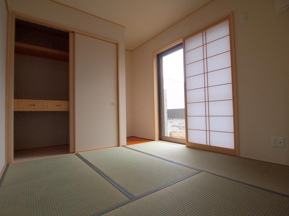 Same specifications photos (Other introspection). Example of construction