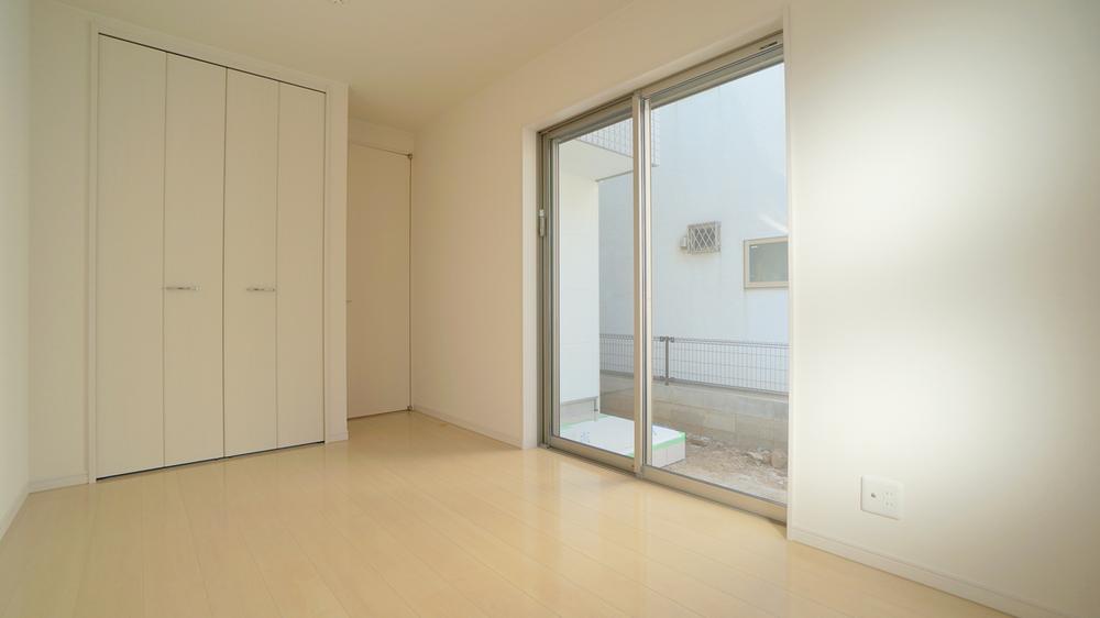 Other introspection. Western style room