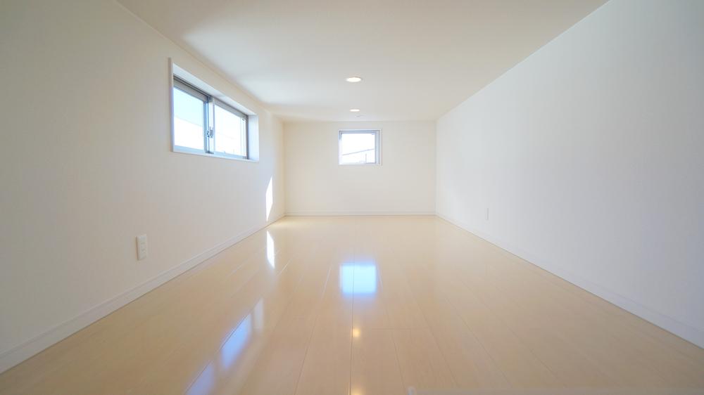 Other introspection. Western style room