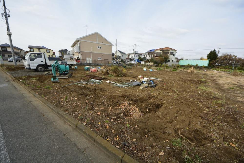 Local land photo. From the southeast side