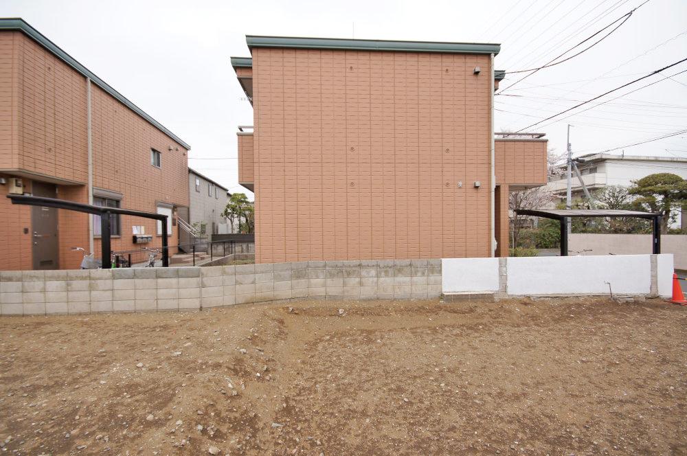 Local land photo. It is also a flat way to the station. Even on foot, Easy by bicycle.