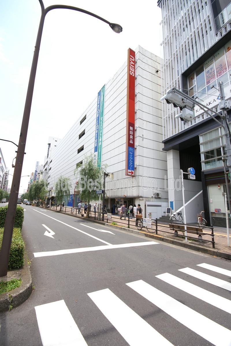 Supermarket. 586m until Seiyu Kichijoji