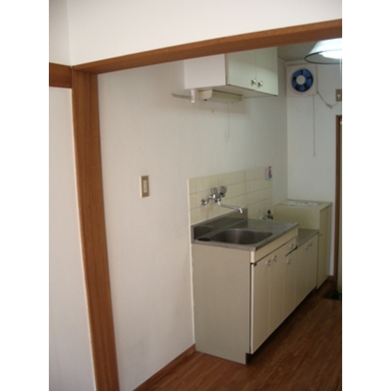 Kitchen. 2-neck Gasukitchin installation Allowed