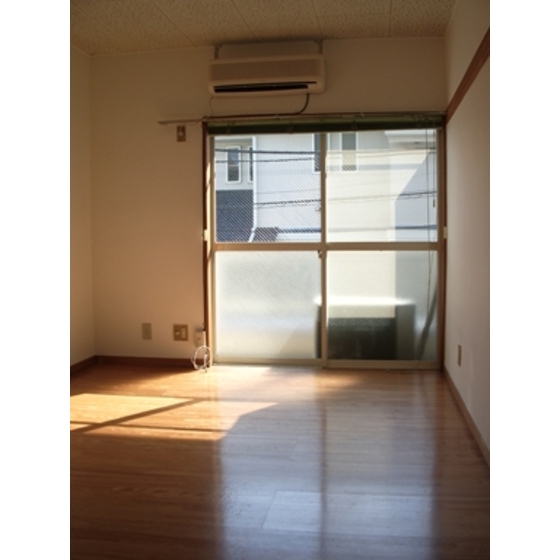 Living and room. A bright room