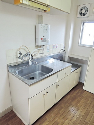 Kitchen. Two-burner gas stove installation Allowed Kitchen