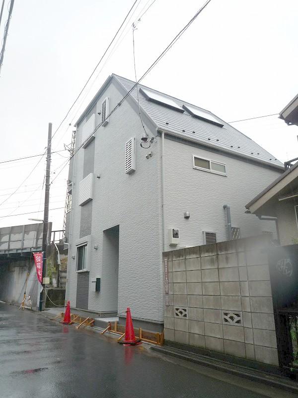 Local appearance photo. The building has also been completed. We can visit