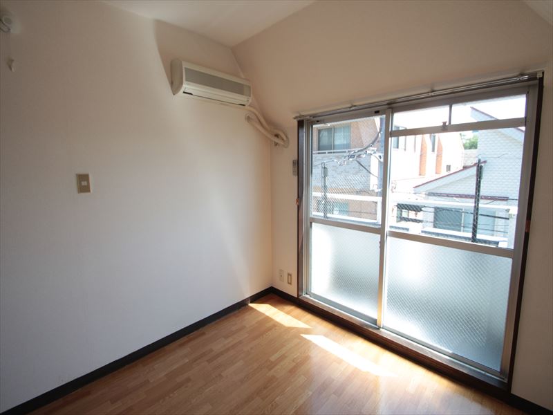 Living and room. Ventilation pat