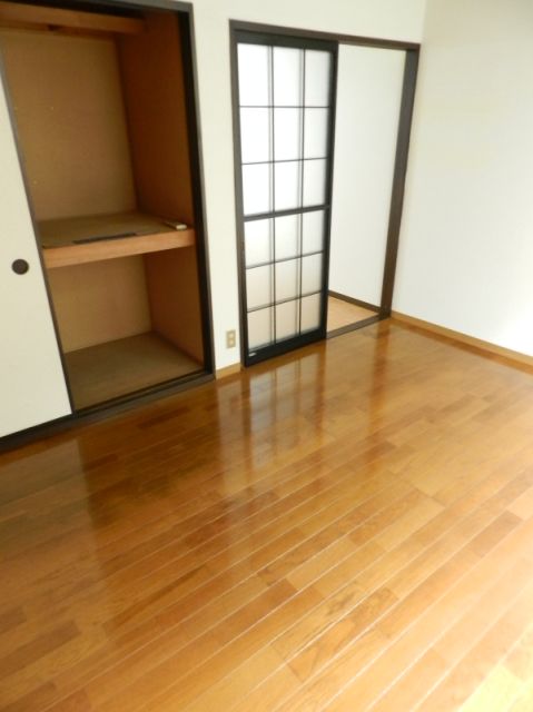 Living and room. Easy-to-use floor plans in 1K type