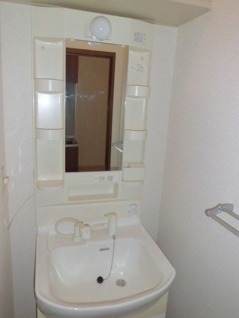 Washroom.  ☆ What! Independent wash basin!  ☆ 