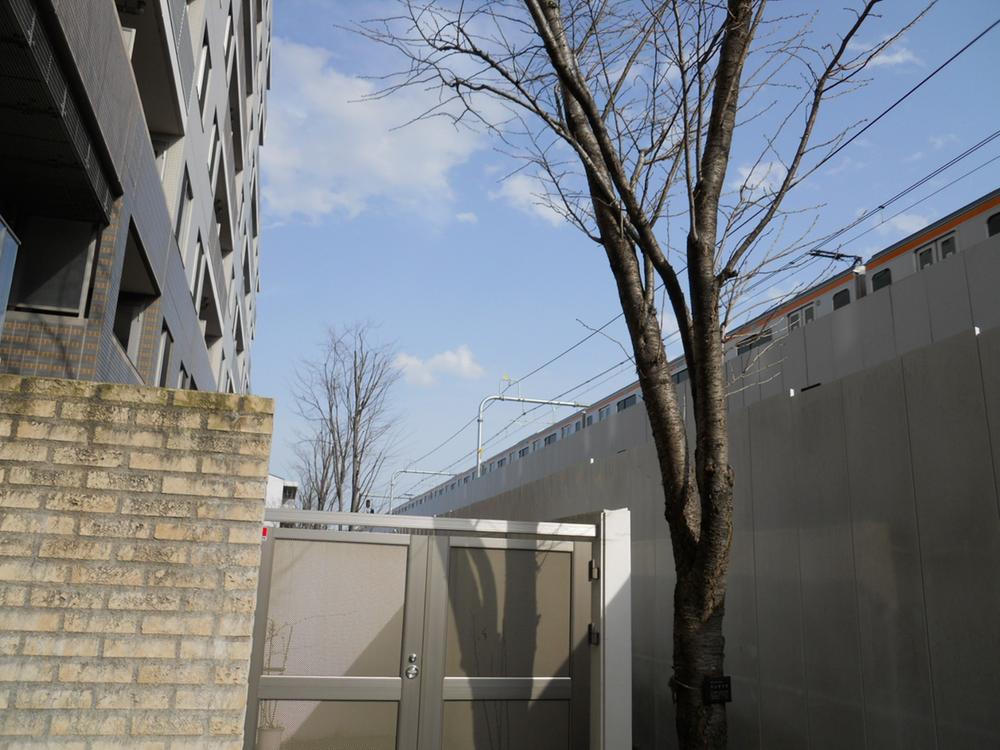 Local appearance photo