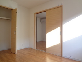 Living and room. Western-style 6 tatami rooms There closet