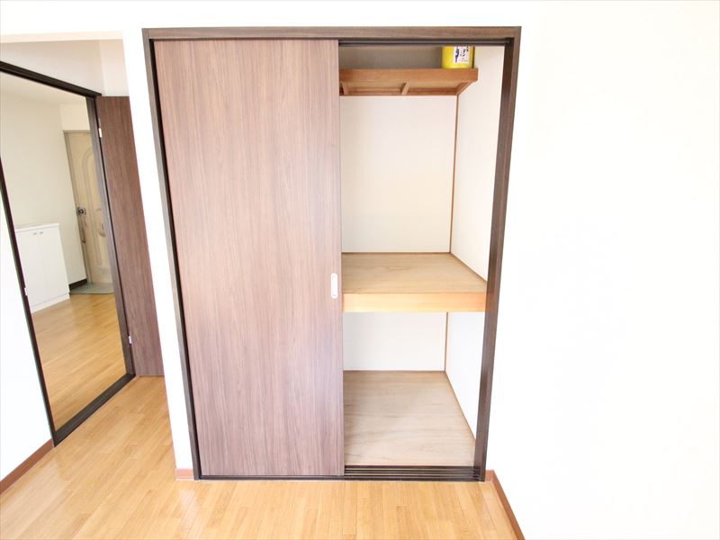 Living and room. Storage space