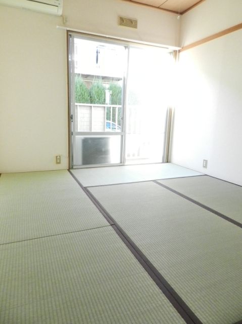 Living and room. Is a Japanese-style room