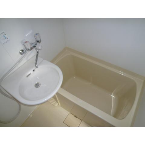 Bath.  ☆ Water around clean cleaning settled ☆ 