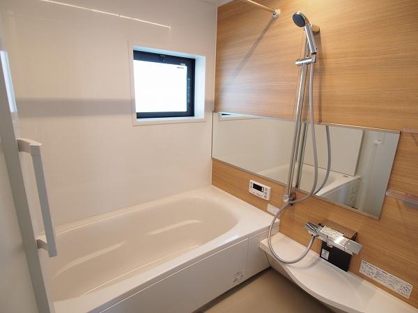 Same specifications photo (bathroom). Same specifications