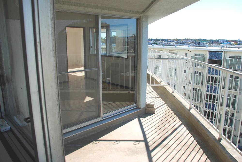 Balcony. Indoor (12 May 2013) shooting spacious balcony