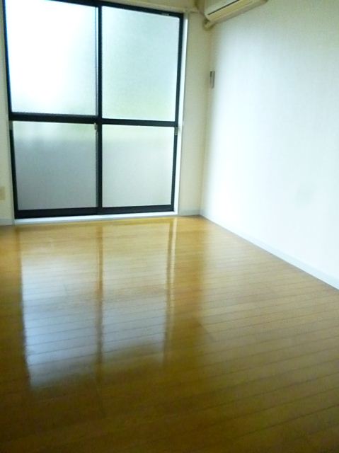 Living and room. It is the flooring of Western-style.