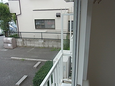 Balcony. Clothesline space